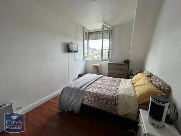 Appartement à louer 2 pièces 58.15m² Laval (53000)