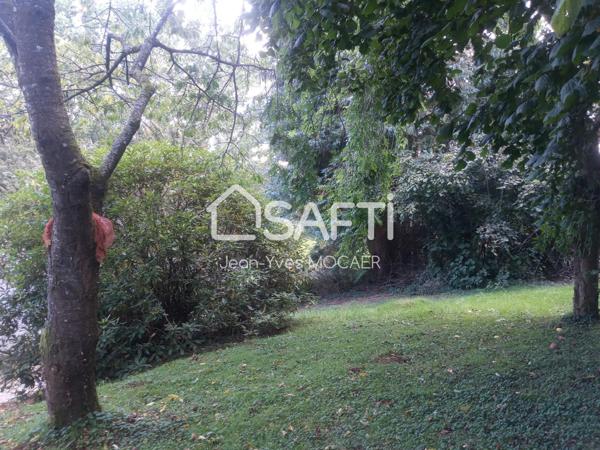 EXCLUSIVITE - CHATEAUNEUF DU FAOU (29520) ; Retirée en environnement calme et boisé, à 5mn des toutes commodités.