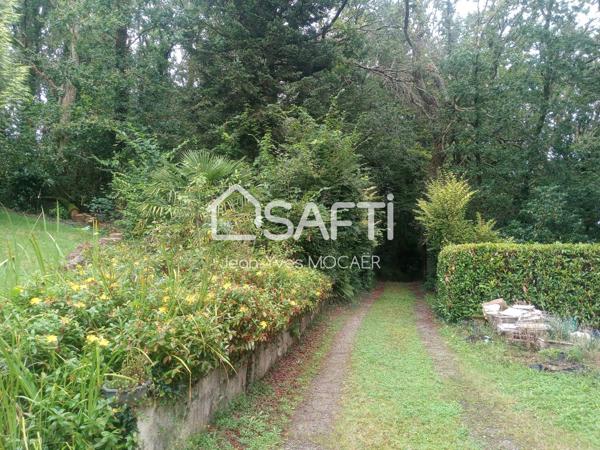 EXCLUSIVITE - CHATEAUNEUF DU FAOU (29520) ; Retirée en environnement calme et boisé, à 5mn des toutes commodités.