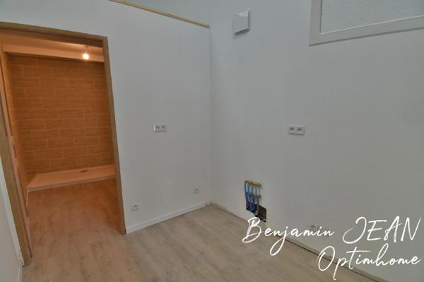 Maison de village 130 m² – Multiples possibilités d’aménagement – Sérignan