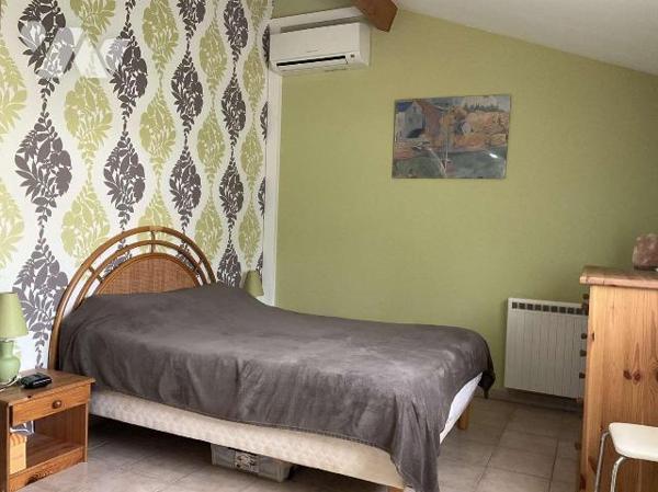 A VENDRE : Sur les hauteurs d'un village avec commerces proche GOURDON (Lot - 46), maison conte...