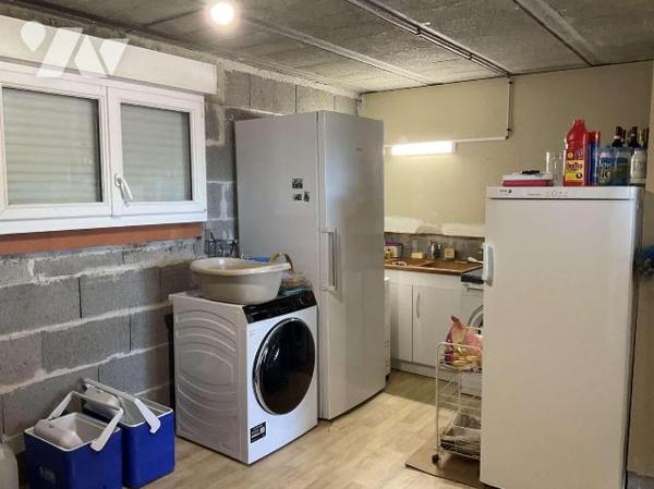A VENDRE : Sur les hauteurs d'un village avec commerces proche GOURDON (Lot - 46), maison conte...