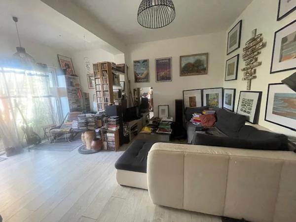 Immeuble à vendre à Bordeaux (33800)