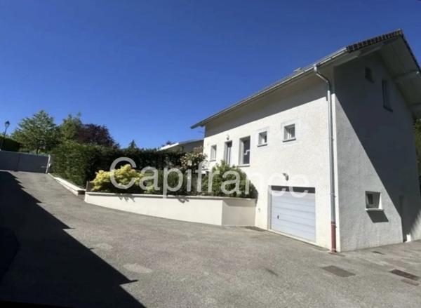 Maison avec piscine sur SAINT MARTIN BELLEVUE / FILLIERE – ANNECY (74)