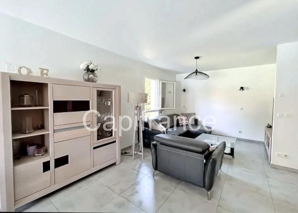 Maison avec piscine sur SAINT MARTIN BELLEVUE / FILLIERE – ANNECY (74)