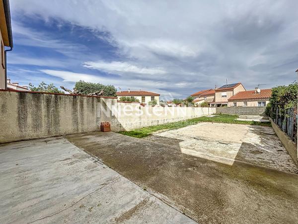 A VENDRE - TOULOUGES - VILLA - GARAGE