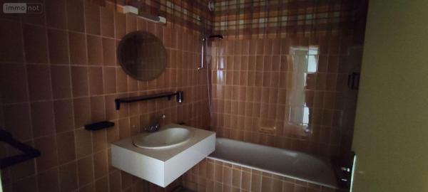 Appartement à vendre à Redon en Ille-et-Vilaine (35600), ref : 143/227A   
CENTRE VILLE