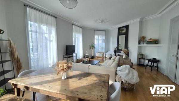 Magnifique appartement place Jourdan , Limoges