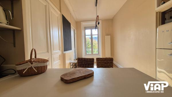 Magnifique appartement place Jourdan , Limoges