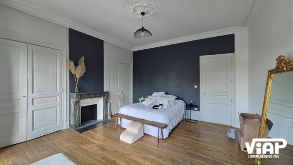 Magnifique appartement place Jourdan , Limoges