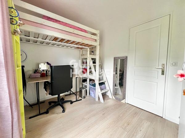 Appartement T4 centre-ville de MASSY.