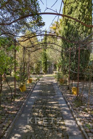 Propriété historique sur parc privé de 9000m2