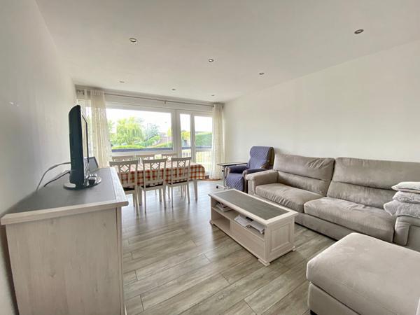 Appartement Les Clayes Sous Bois 3 pièce(s) 63 m2 avec cave et parking