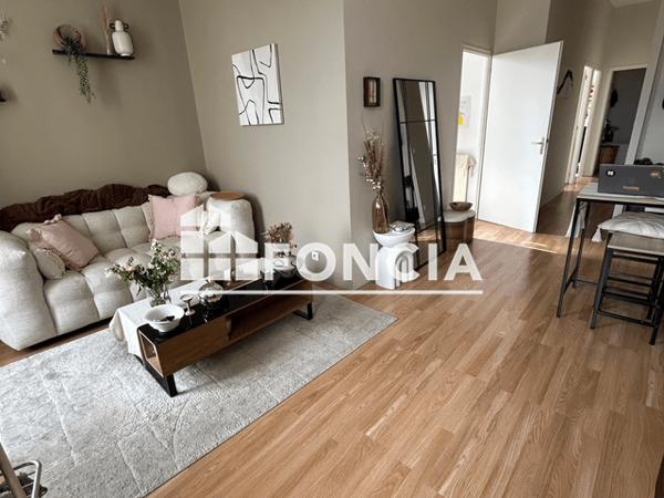 Location Appartement 3 pièces 54.09 m² - 1ER ETAGE - PORTE 3 Niort 79000