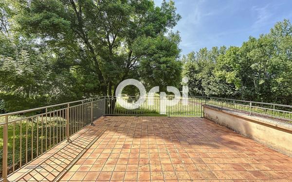 Maison à vendre    5 pièces •  Les Quatre-Routes-du-Lot