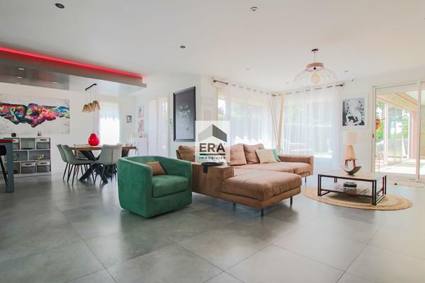 Maison d'architecte avec piscine Saint Germain Les Corbeil 6 pièces 245m2