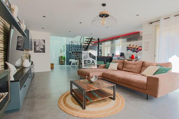 Maison d'architecte avec piscine Saint Germain Les Corbeil 6 pièces 245m2