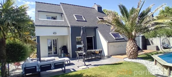 Vente
                Maison150 m² - 7 Pièces -
                    LANGUIDIC (56440)
