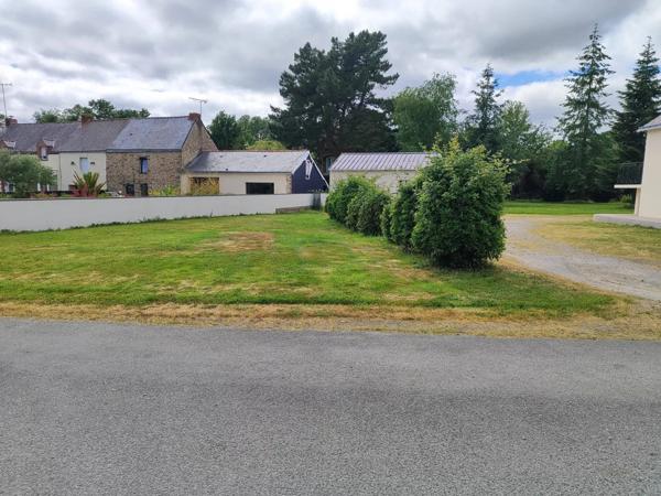 Maison 4400m2 dépendance, étang