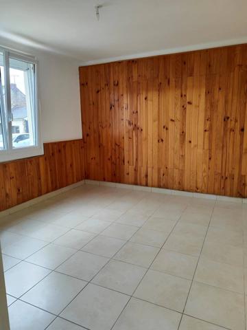Maison 4400m2 dépendance, étang