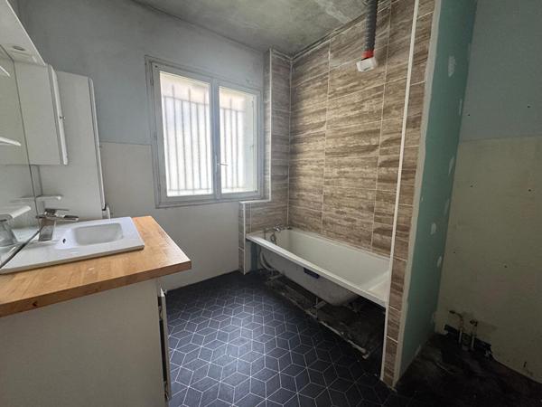 Investissement locatif appartement à rénover Angers
