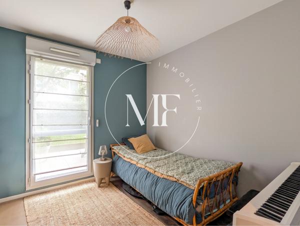 Appartement
         5 pièces
        - 105 m² Exclusivité 549 000 € *