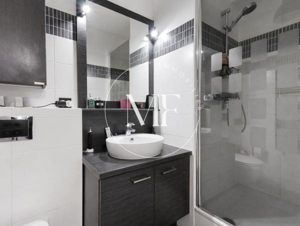 Appartement
         5 pièces
        - 105 m² Exclusivité 549 000 € *