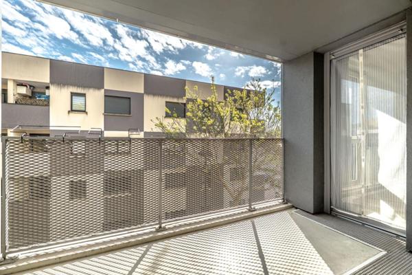 Appartement 2 pièces proche RER D et Métro ligne 15