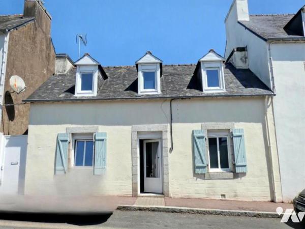 CHATEAUNEUF DU FAOU- Maison à finir de rénover