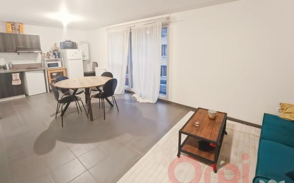 Appartement à vendre    1 pièce • 38,04 m2 Pont-de-Metz