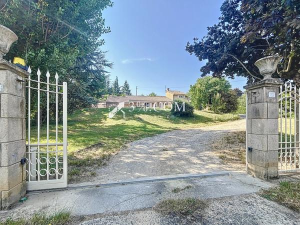 Maison 8 pièce(s) 4 chambre(s) 182.45 m²