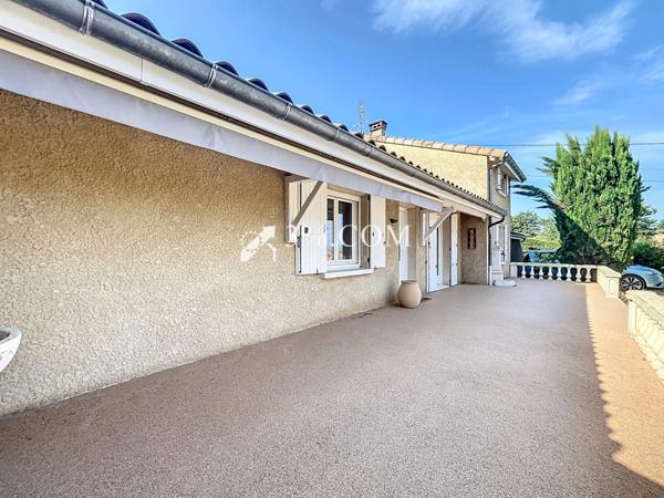 Maison 8 pièce(s) 4 chambre(s) 182.45 m²