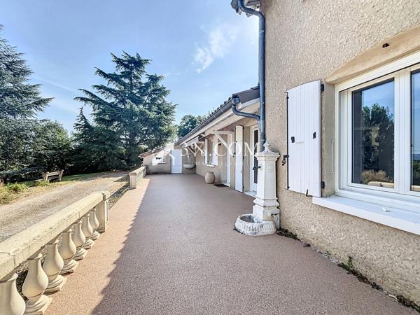 Maison 8 pièce(s) 4 chambre(s) 182.45 m²