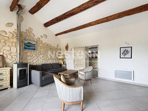 Exclusivité Nestenn ? Appartement 2 chambres avec vue sur les Alpilles à 5 min du centre-ville de Saint-Rémy-de-Provence