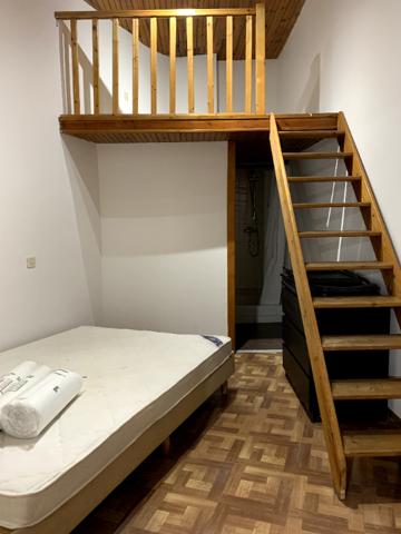 FOIX - A LOUER - APPARTEMENT TYPE 1BIS MEUBLÉ