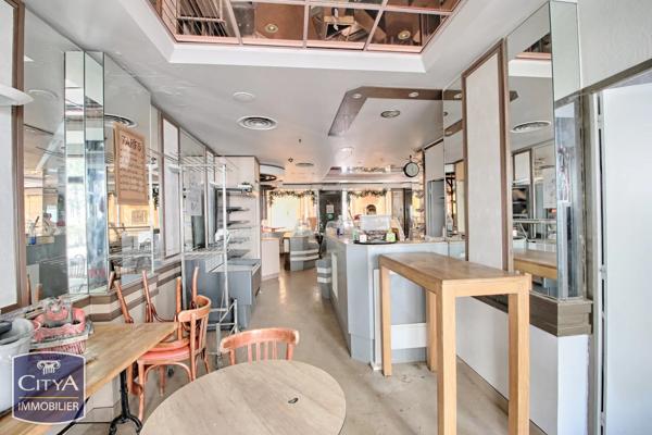 Local commercial à vendre 142m² Maisons-Alfort (94700)