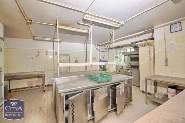 Local commercial à vendre 142m² Maisons-Alfort (94700)