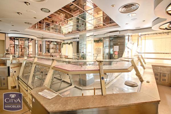 Local commercial à vendre 142m² Maisons-Alfort (94700)