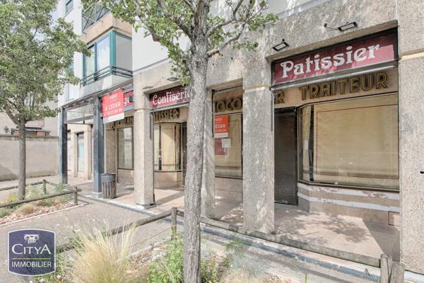 Local commercial à vendre 142m² Maisons-Alfort (94700)