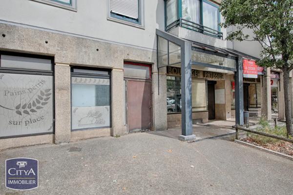 Local commercial à vendre 142m² Maisons-Alfort (94700)