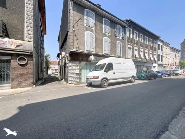 Immeuble 171 300 € Montréjeau 450 m² DPE D