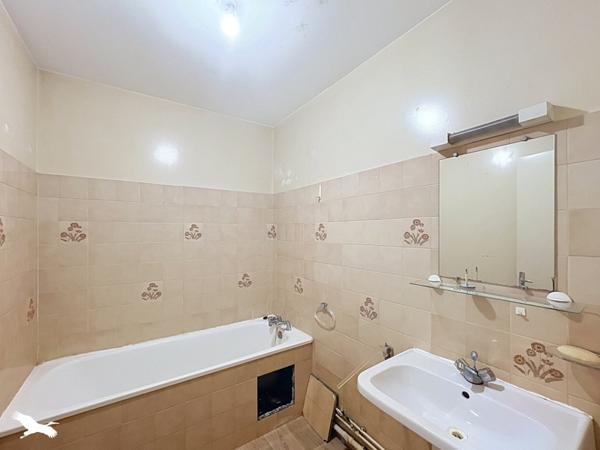Immeuble 171 300 € Montréjeau 450 m² DPE D