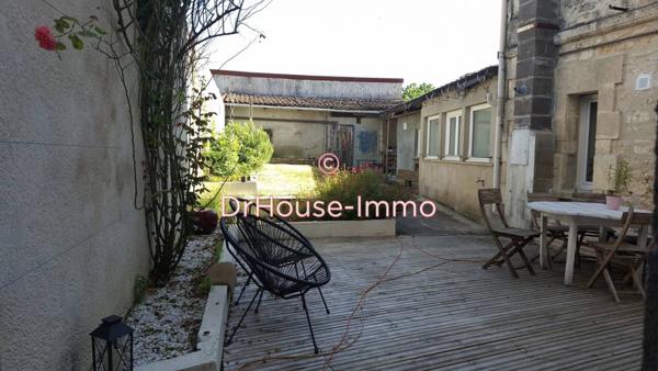 Immeuble à vendre de 210 m²