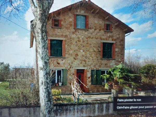 ENSEMBLE IMMOBILIER DE 2 MAISONS EN PIERRE  A RENOVER  PLUS UNE GRANGE FERMEE AVEC TOITURE NEUVE SUR PARCELLE AGRICOLE DE 8087M² CARMAUX (81)