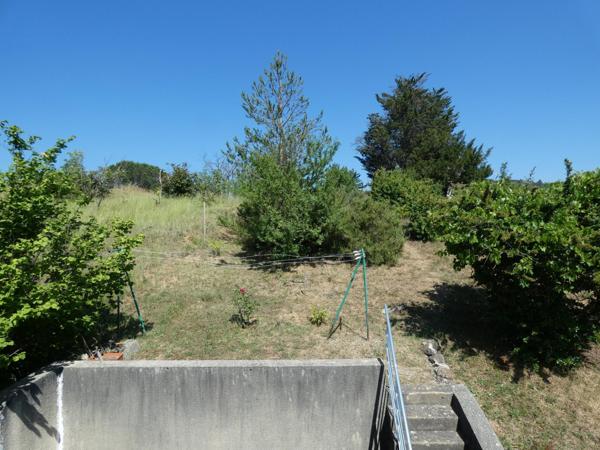 Maison T3 d'environ 75m² avec garge cave et jardin