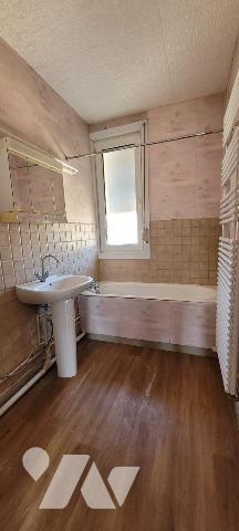 A vendre Appartement type 3 Dunkerque 59140
Situé à DUNKERQUE cet appartement de 78.25 m² offr...