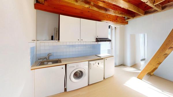 Charmant 2P rue Pierre Dupont !