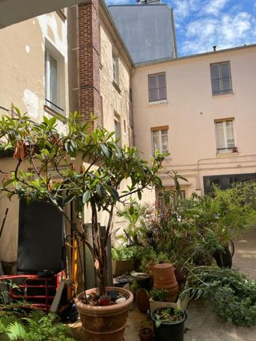 Charmant 2P rue Pierre Dupont !