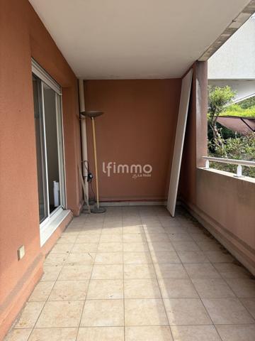 T2 + terrasse + jardin - la Panouse 13009