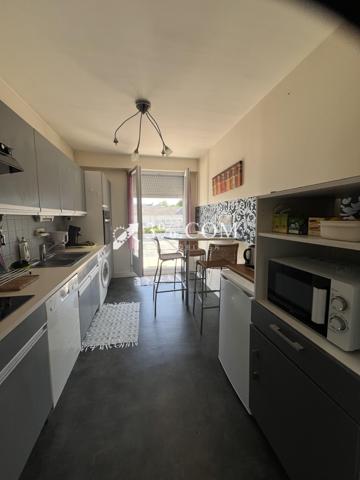 Appartement
                                                                                                                                                                                                                                                                                                                        3 pièce(s)                                                                                                                                                                                                                                                                                                                              65  m²